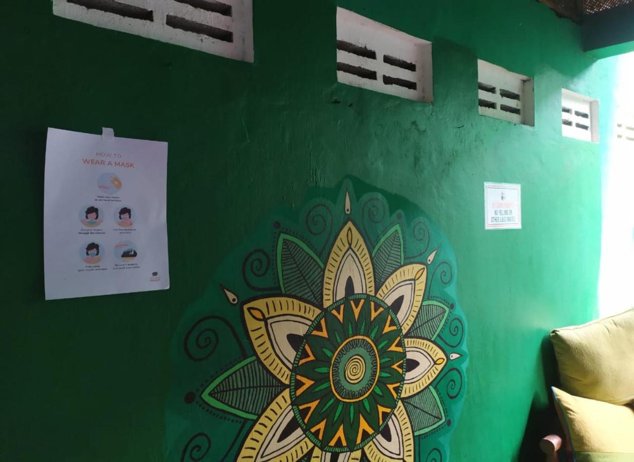 Bilik Bamboo Hostel Yogyakarta Buitenkant foto